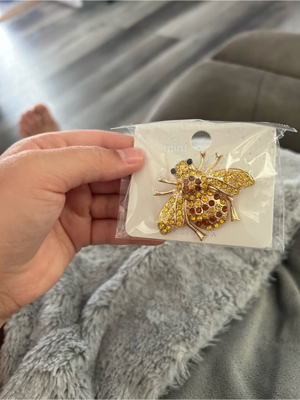 4/$50 Gold Tone Bee Brooch with Yellow & Amber Crystals